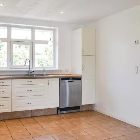 度假居 Nice In W/ Wifi And 3 Bedrooms Dronningmølle